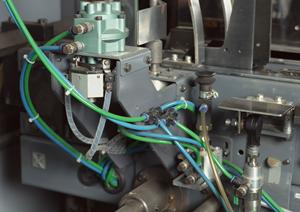 発泡体スライスなど様々な加工を行う会社